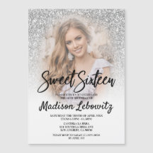 Sweet 16 Elégant Argent & Blanc Invitation magnéti