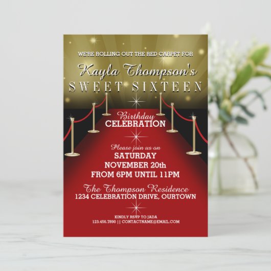 Sweet 16 Glamour Red Carpet Party Invitations (Debout devant)