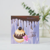Sweet 16 Invitation Chocolat Cupcake Purple (Debout devant)