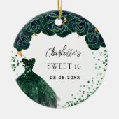 Sweet 16 smaragdgroene jurk wit keramisch ornament (Voorkant)
