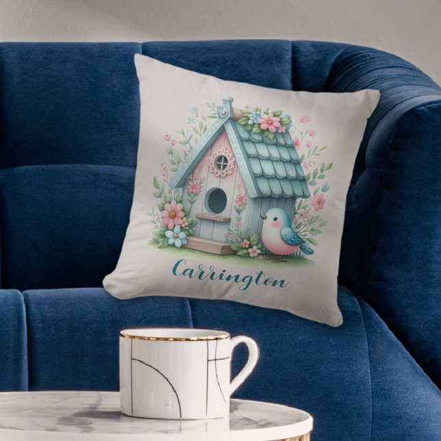 Sweet Blue en Pink Birdhouse gepersonaliseerd Kussen (Sweet Blue and Pink Birdhouse Personalized Throw Pillow
)