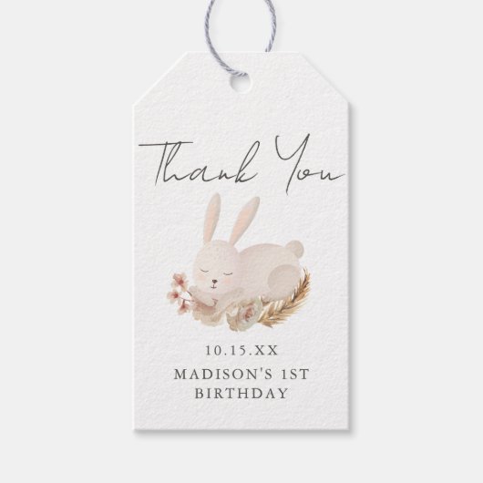 Sweet Bunny Calligraphy First Birthday Dank je Cadeaulabel (Voorkant)