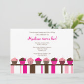 Sweet Cupcakes Birthday Invitation Kaart (Staand voorkant)