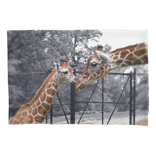 Sweet Giraffe Pillowcase Kussensloop (Voorkant)