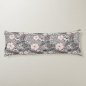 Sweet Gray Pink White Whimsical Floral Pattern Lichaamskussen (Achterkant)