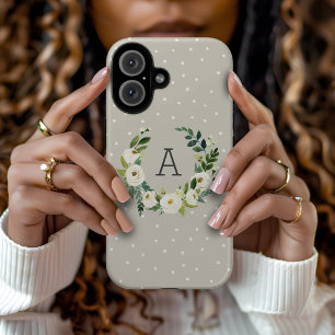 Sweet Greenery Wreath en Greige Stippen Monogram iPhone 16 Hoesje