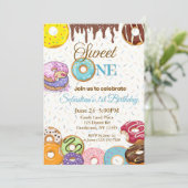 Sweet One First Birthday Invitation - Garçon (Debout devant)