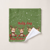 Sweet Reindeer Pair in Holiday Snowfall (Gant de toilette)