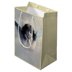 Sweet Rosy Cheeked Angel in Clouds Medium Cadeauzakje