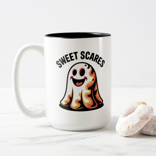 Sweet Scares Funny Ghost Halloween mok (Met donut)