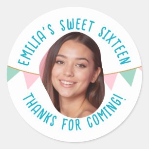 Sweet Sixteen 16th Birthday Custom Photo Banner Ronde Sticker