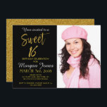 Sweet sixteen Gold Foil Anniversaire Invitation<br><div class="desc">Sweet 16 Black et Faux Gold Foil Invitation d'anniversaire glamour. La photo dans cette invitation peut être mise à jour ainsi que le nom,  la date et l'emplacement.</div>