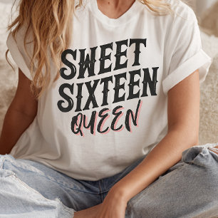 Sweet Sixteen Queen Vet Bold Zwart & Blush Typogra T-shirt