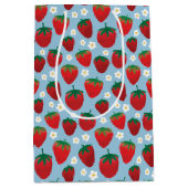 Sweet Strawberries Pattern Medium Cadeauzakje (Voorkant)