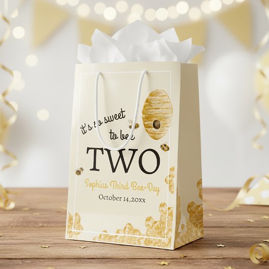 Sweet To Bee Two Second Birthday Bees Honeycomb Medium Cadeauzakje