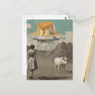 Sweet Treat Surreal in de Dairy Pasture Retro Briefkaart