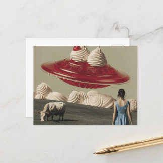 Sweet Treat UFO met slagroom en kersen Briefkaart