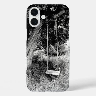 Swing in een oude boom zwart en wit iPhone 16 plus hoesje