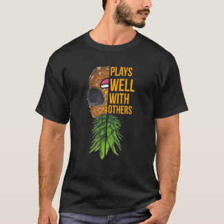 Swinger Koppels Spelen Goed Met Anderen Omgekeerde T-shirt