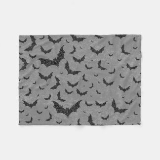 swirly bat swarm fleece deken