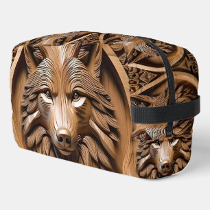 Sylvan Sentinel: De Majestueuze Houten Wolfprent Toilettasje