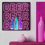 Symbole de bière DEL néon<br><div class="desc">horloge murale Carré imprimée avec le panneau de la barre d'aspect néon. Le design est en bouteilles de bière colorées et est écrit avec le mot BEER dans l'éclairage LED strip.</div>