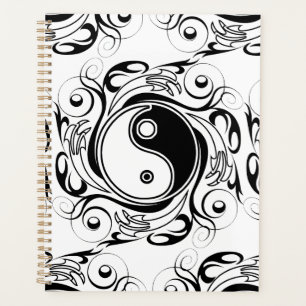 Symbole Yin & Yang noir et blanc de style tatouage