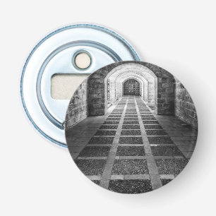 Symmetrie in zwart-wit button flesopener