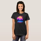 Synthwave Landscape Sunset Over Canyon & Grid Moun T-shirt (Voorkant volledig)