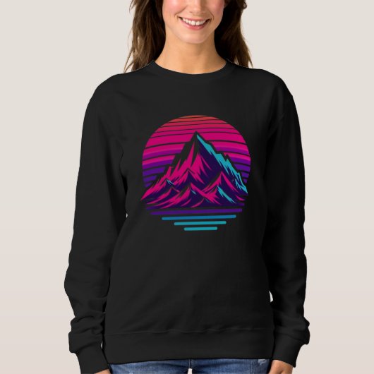 Synthwave Mountain Sweatshirt – Retro Sunset Stree (Devant)
