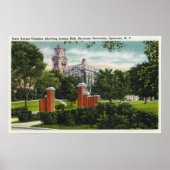 Syracuse U Campus Uitzicht met Lyman Hall Poster (Voorkant)