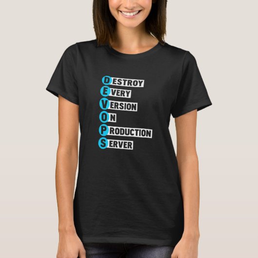 Sys admin en ontwikkelaar heeft helden 1 nodig t-shirt (Voorkant)