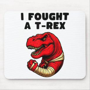 T-rex herstelt-shirt voor jongens met gebroken arm muismat