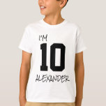 T-shirt 10th Birthday Simple blanc & noir<br><div class="desc">Anniversaire Simple T-shirt blanc et noir Pour une occasion spéciale Un 10e anniversaire marque habituellement la dernière année de l'école primaire de votre enfant, ce qui est un jalon en soi. Enfant 10e anniversaire est aussi le premier anniversaire avec le numéro double chiffres! Cliquez sur personnaliser et ajouter le nom...</div>
