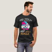 T-shirt 119 Sens En Sécurité La Nuit Sommeil Avec Un Beagl (Devant entier)