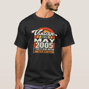 T-shirt 17 Ans D'Être Impressionnant Né Mai 2005 Rétro 17E