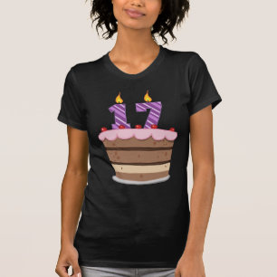 T-shirt 17 ans sur le gâteau d'anniversaire