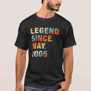 T-shirt 17E Anniversaire Cadeaux 17 Ans Légende Depuis Mai