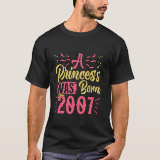 T-shirt 18e anniversaire UNE PRINCESSE EST NÉE 2007 18 Ans