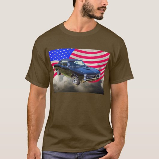 T-shirt 1967 Pontiac GTO et drapeau américain (Devant)