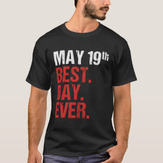 T-shirt 19 Mai Anniversaire Bachelor Py Mariage