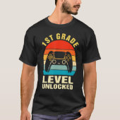 T-shirt 1st Grade Level Unlocked Gamer First Day Of School (Devant)