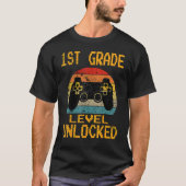 T-shirt 1st Grade Level Unlocked Gamer First Day of School (Devant)