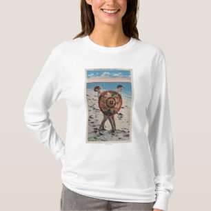 T-shirt 2 femmes les prenant un bain de soleil et