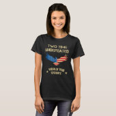 T-shirt 2 Time Undefeated World War Champs Patriotic July  (Devant entier)