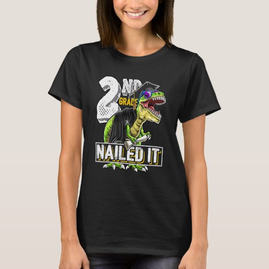 T-shirt 2e année Nail It Rex Dinosaur Graduation Cap Go (Devant)