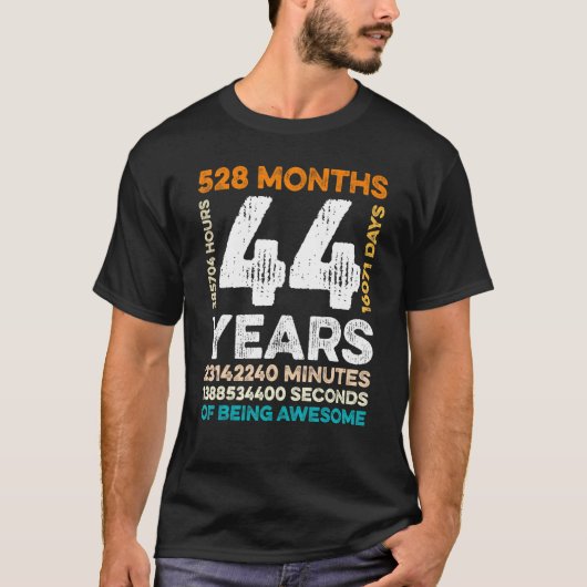 T-shirt 44 Ans 528 Mois D'Être Étonnant 44e Birt (Devant)
