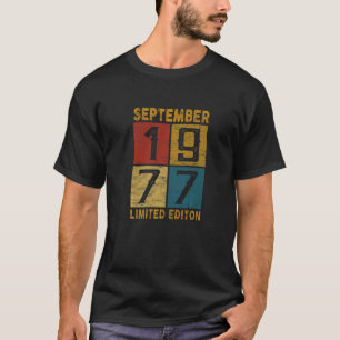 T-shirt 45 Anniversaire Septembre 1977 Né En 1977 45 Ans O