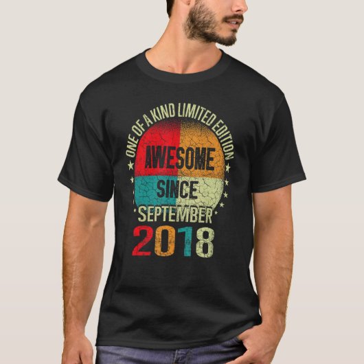 T-shirt 4 Ancien Awesome depuis Septembre 2018 4e Naissanc (Devant)