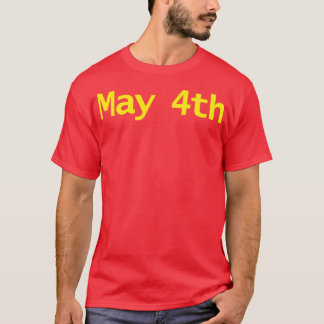 T-shirt 4 mai Typographie en texte jaune